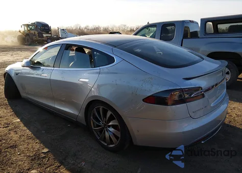 2015 Tesla Model S 70D/85D/P85D from USA, damaged, VIN 5YJSA4H25FFP68750
